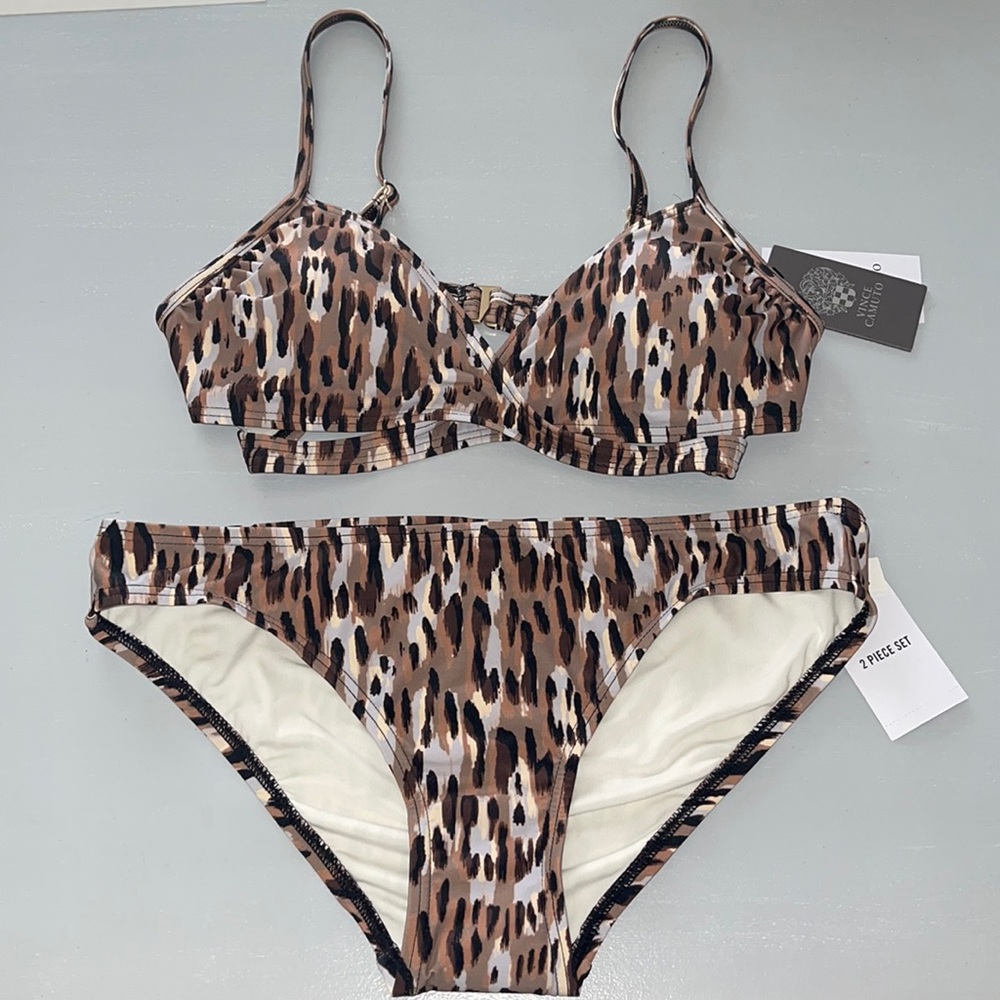 ❤️NEW!!!❤️Vince Camuto 2 piece SEXY Swimsuit.